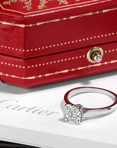 Кольцо с бриллиантом Cartier