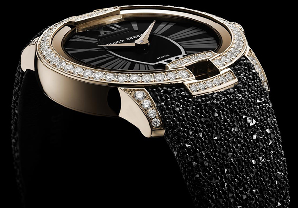 -Roger Dubuis-velvet-caviar-version-or-rose-cadran-noir