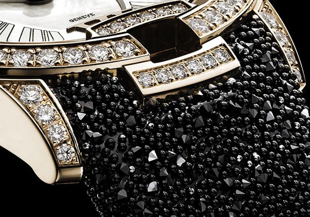 Roger Dubuis-bracelet-caviar-et-cornes