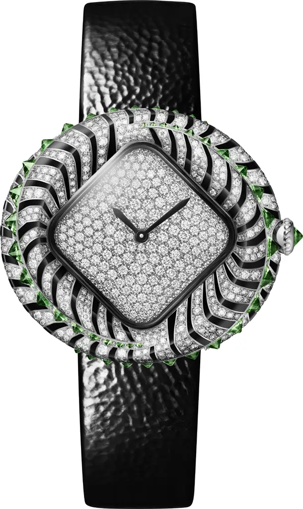 Cartier Pebble Tigre