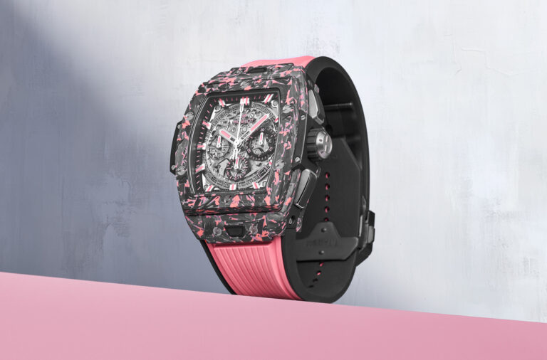(Русский) Лимитированная новинка Hublot Spirit of Big Bang Carbon Candy Pink