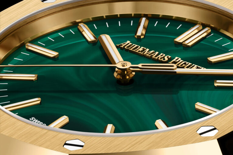 (Русский) Новинка: Audemars Piguet Royal Oak Selfwinding 37 и 41mm с циферблатами из малахита